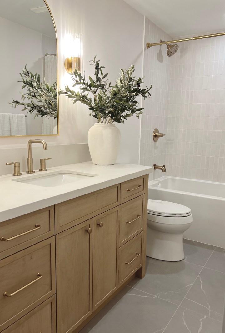 Our Renovation : Hall Bathroom&nbsp;Reveal